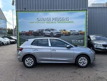 Skoda Fabia photo 2
