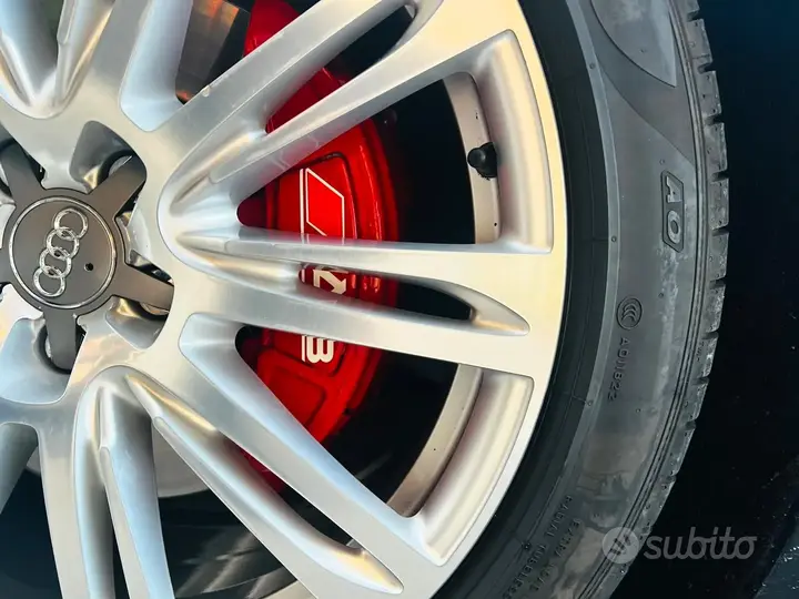 Audi A8 2016 photo 2