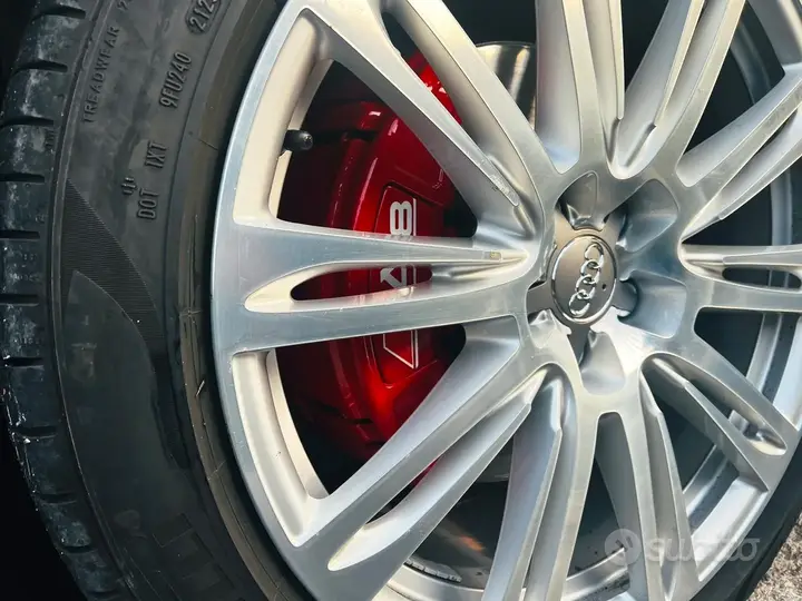 Audi A8 2016 photo 4