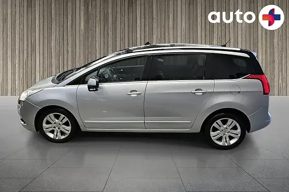 Peugeot 5008 2012 photo 4