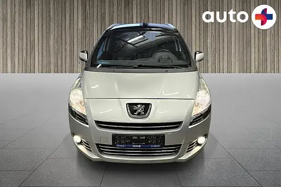 Peugeot 5008 2012 photo 5