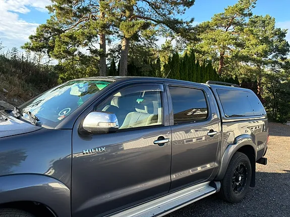 Toyota Hilux 2012 photo 2