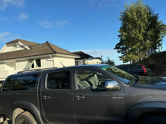 Toyota Hilux 2012 photo 4