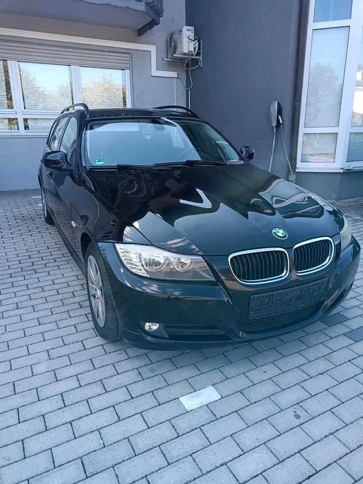 BMW 318D Touring