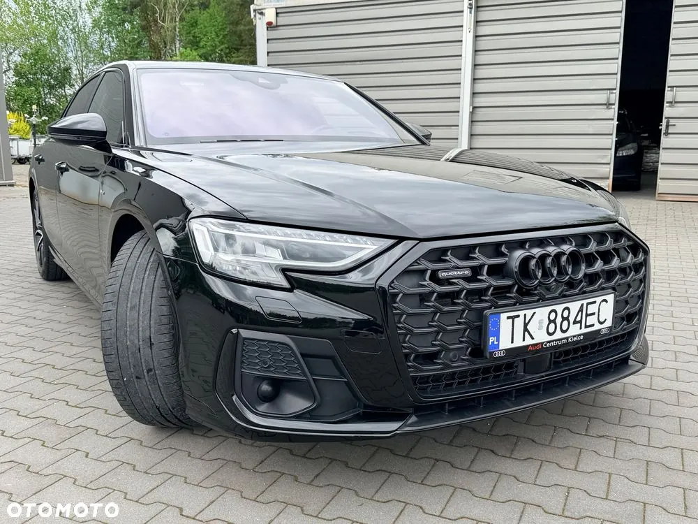 Audi A8 2023 photo 5