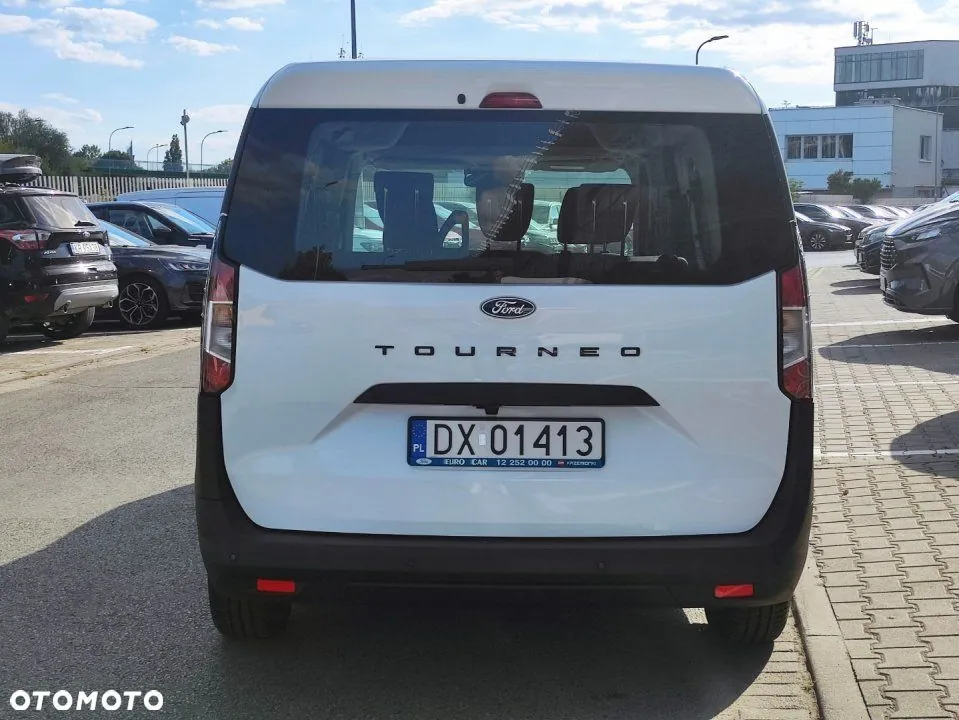 Ford Tourneo Courier 2024 photo 5