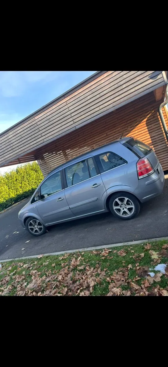 Opel Zafira 2006 photo 3