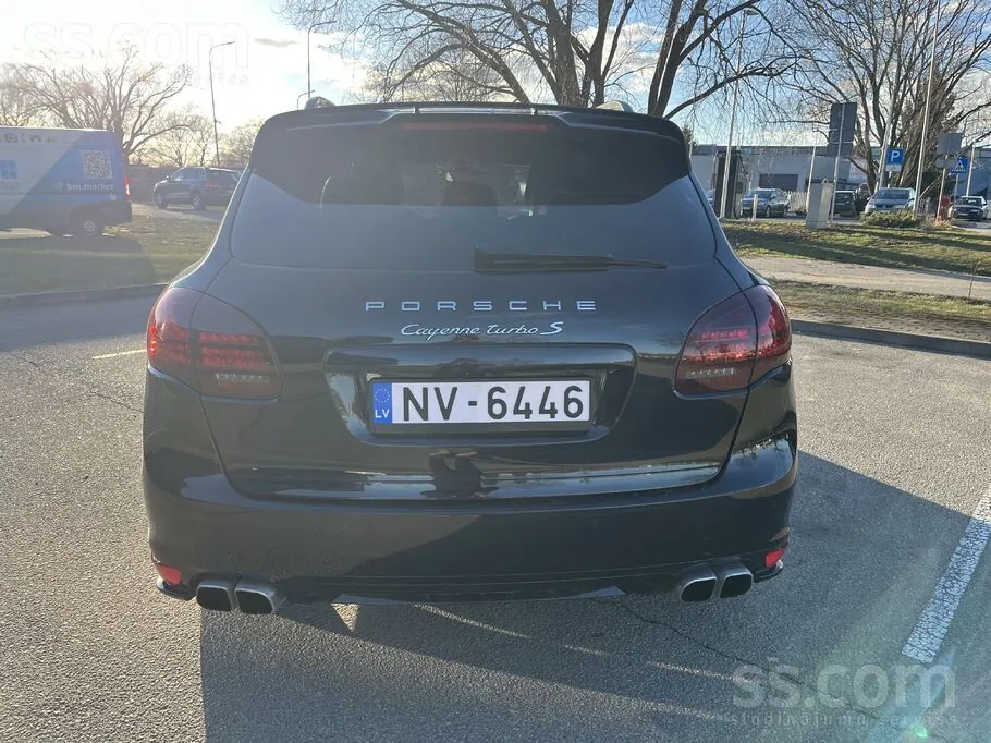 Porsche Cayenne 2013 photo 5
