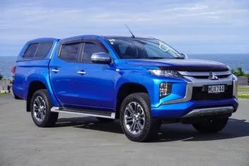 Mitsubishi Triton 2020 photo 2