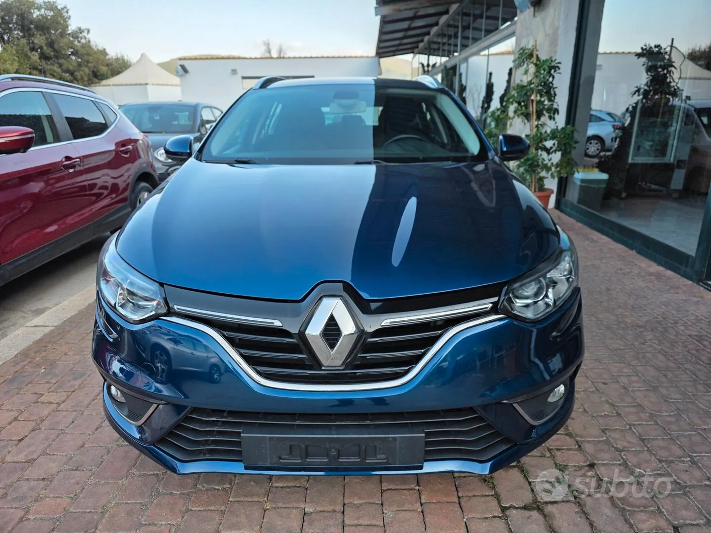 Renault Megane 2019 photo 2