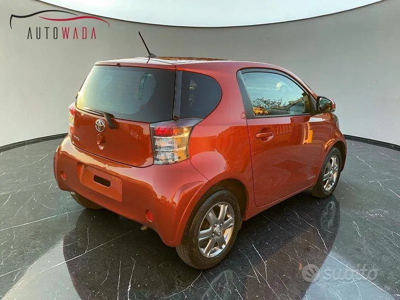 Toyota Iq 2012 photo 5
