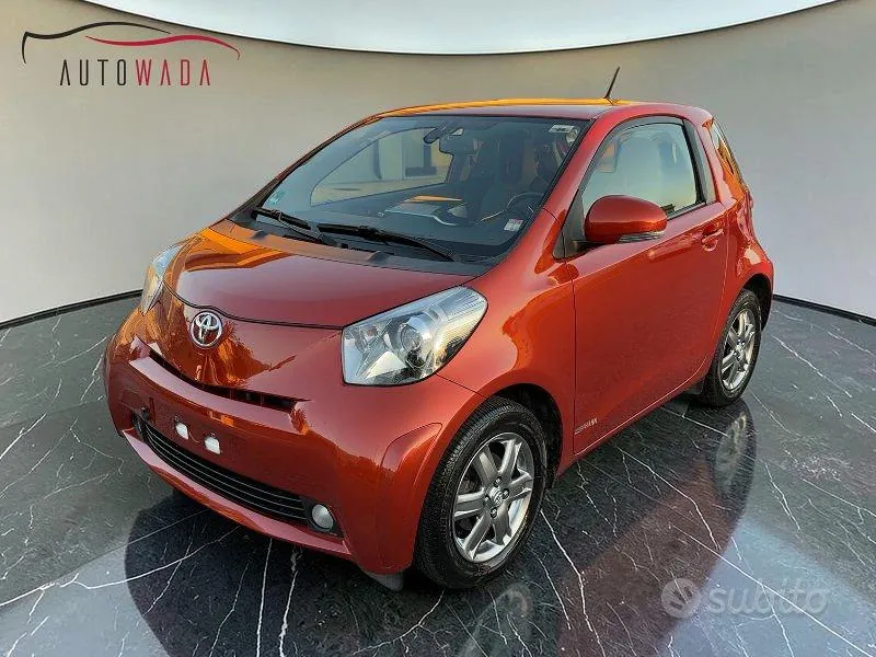 Toyota Iq 2012 photo 3