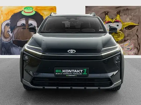 Toyota Bz4X Touring 2026 photo 2