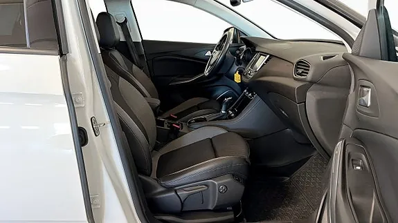 Opel Grandland X 2020 photo 3