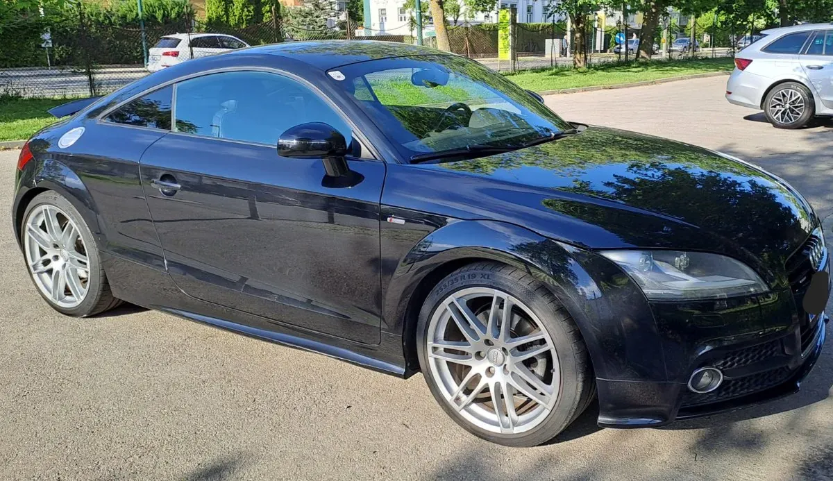 Audi Tt 2010 photo 2