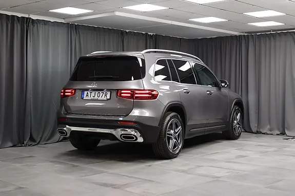 Mercedes-Benz Glb220 D 2025 photo 2