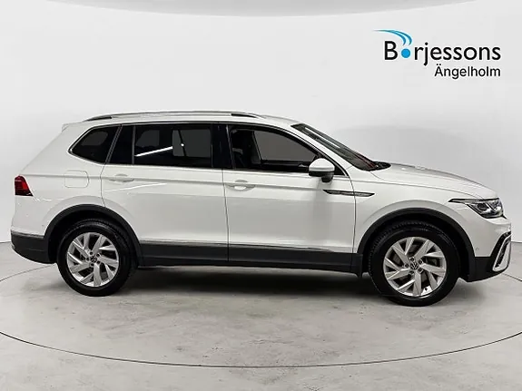 Volkswagen Tiguan Allspace 2023 photo 2