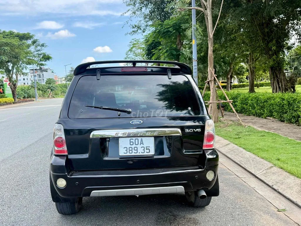 Ford Escape 2004 photo 4