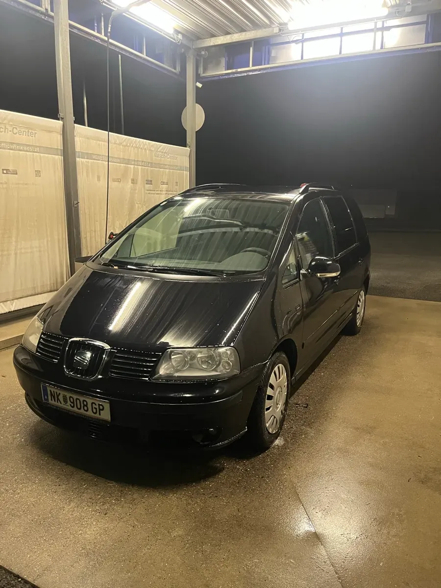 Seat Alhambra 2010 photo 3