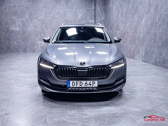 Skoda Octavia 2022 photo 2