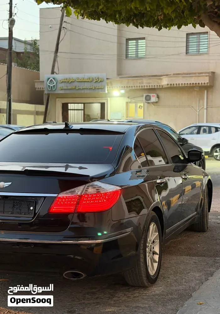 Hyundai Genesis 2010 photo 4