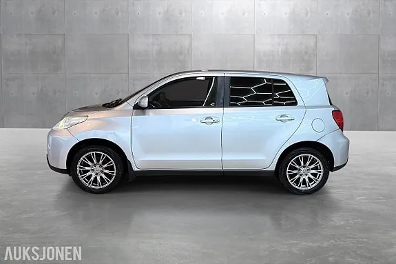 Toyota Urban Cruiser 2011 photo 2