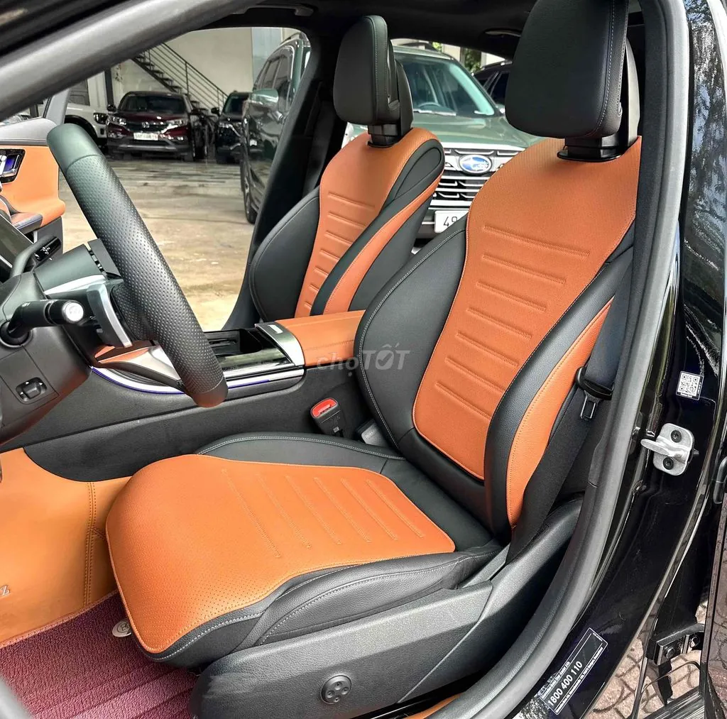 Mercedes-Benz C-Class 2025 photo 5