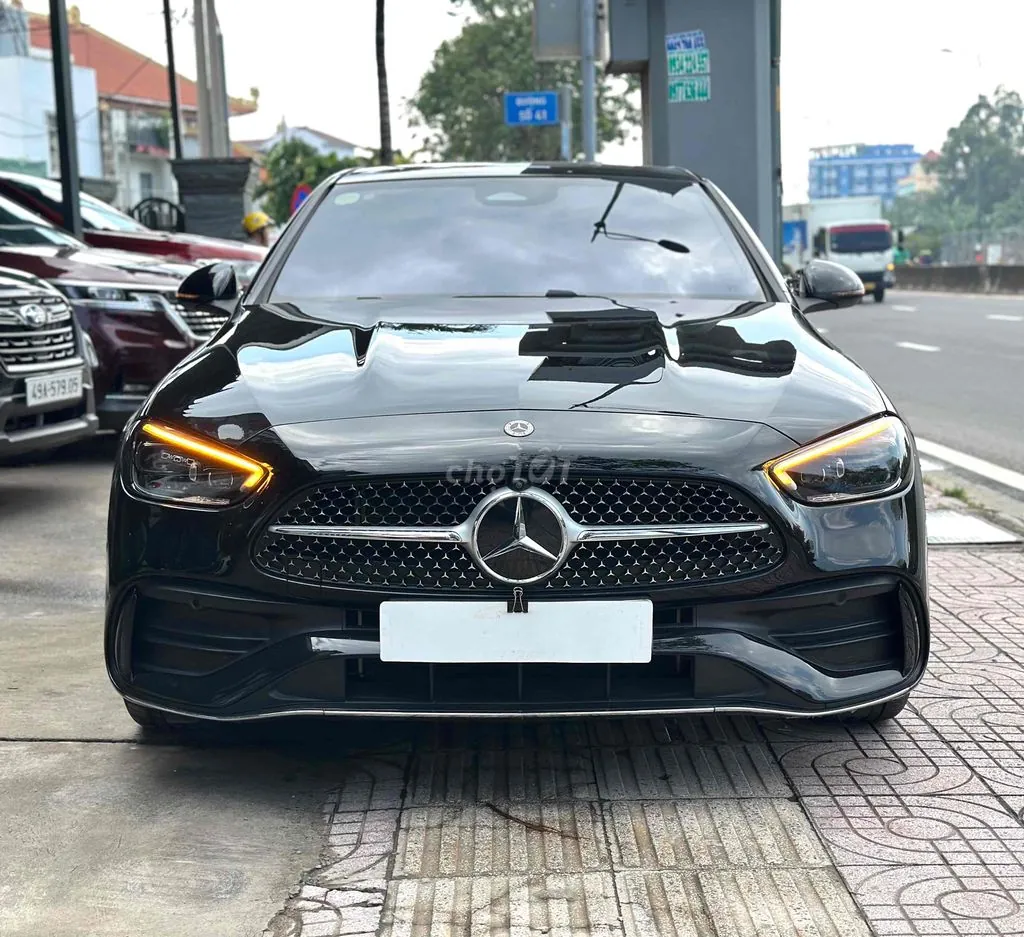 Mercedes-Benz C-Class