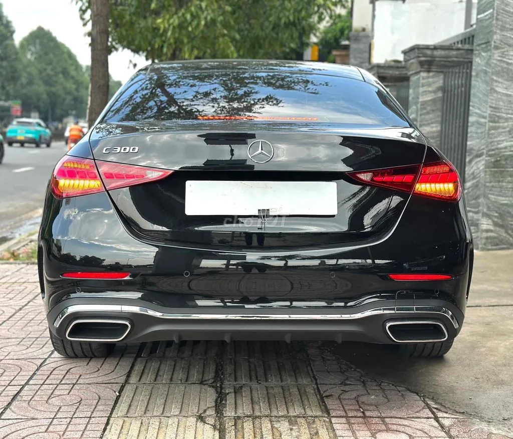 Mercedes-Benz C-Class 2025 photo 4