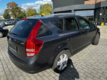 Kia Cee'D Break 2012 photo 3