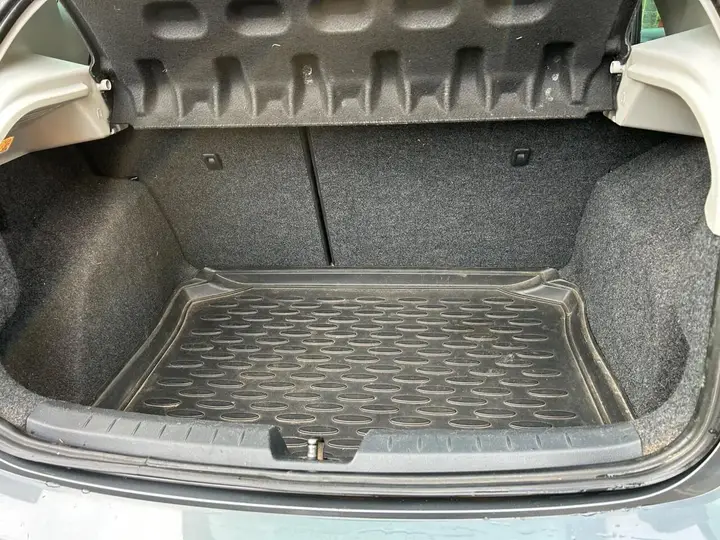 Seat Ibiza 2012 photo 5
