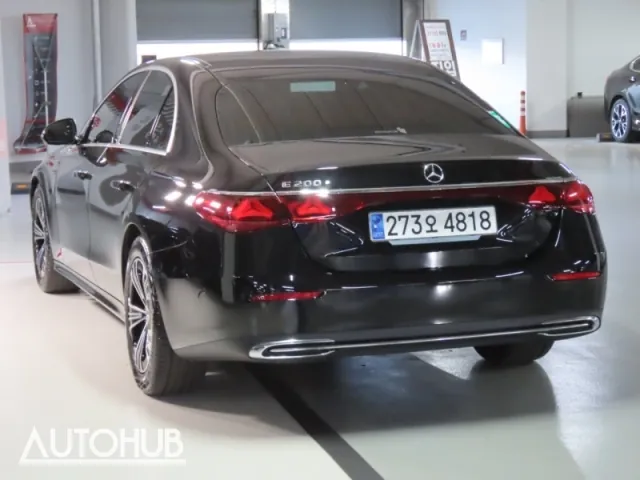 Mercedes-Benz E-Class 2024 photo 4
