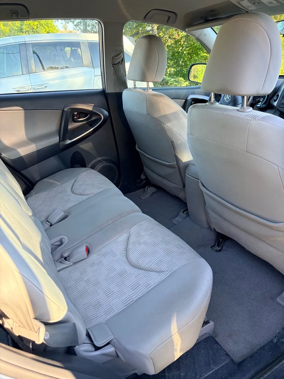 Toyota Rav4 2012 photo 5