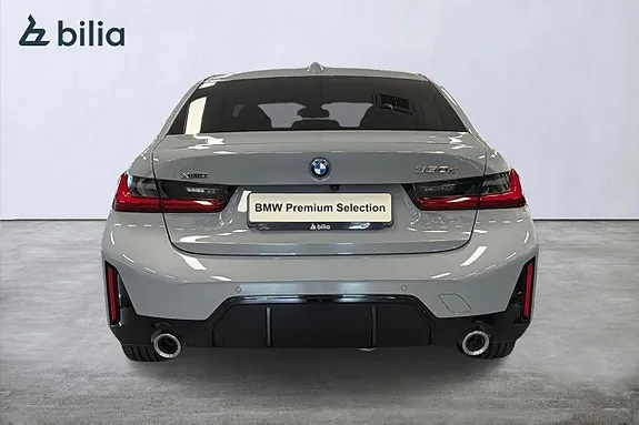 BMW 330E 2026 photo 4