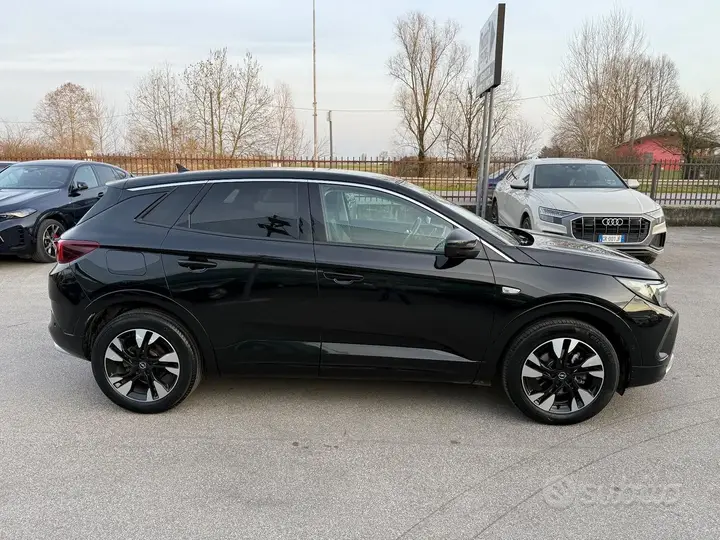 Opel Grandland 2022 photo 4