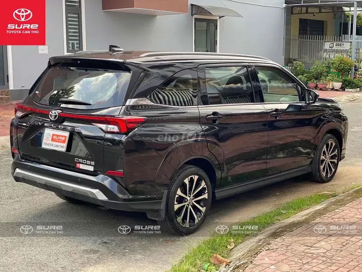 Toyota Veloz Cross 2022 photo 4