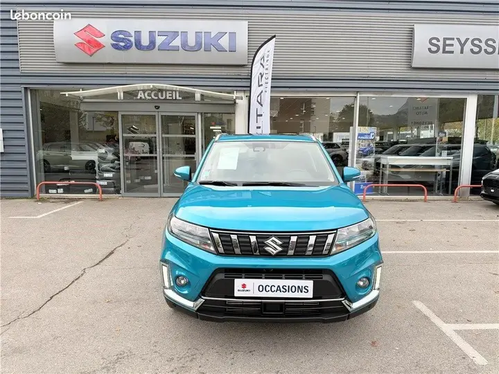 Suzuki Vitara 2023 photo 2