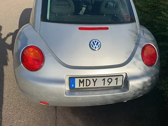 Volkswagen New Beetle 1999 photo 5
