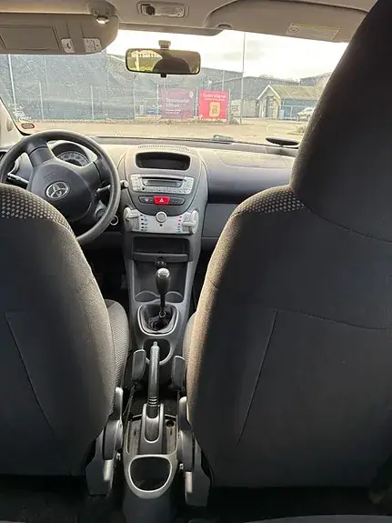 Toyota Aygo 2010 photo 3