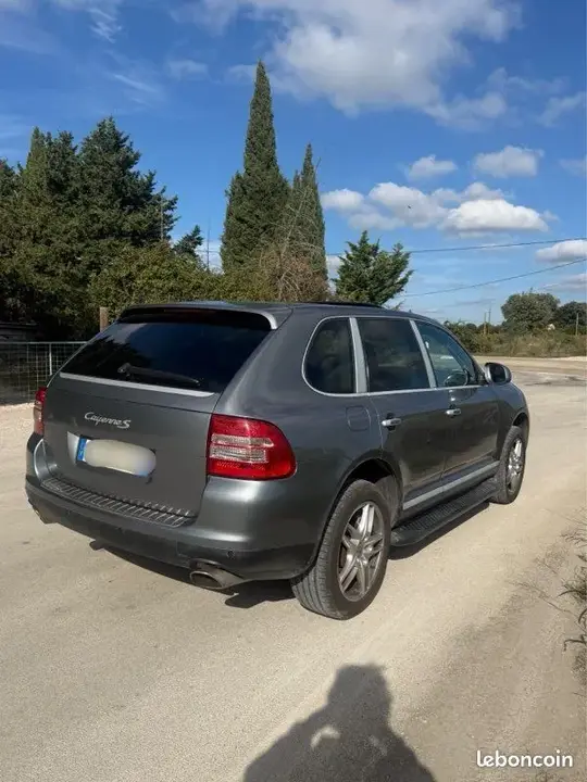 Porsche Cayenne 2003 photo 2