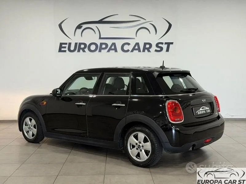 Mini Mini Cabrio 2016 photo 4