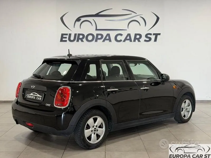 Mini Mini Cabrio 2016 photo 3
