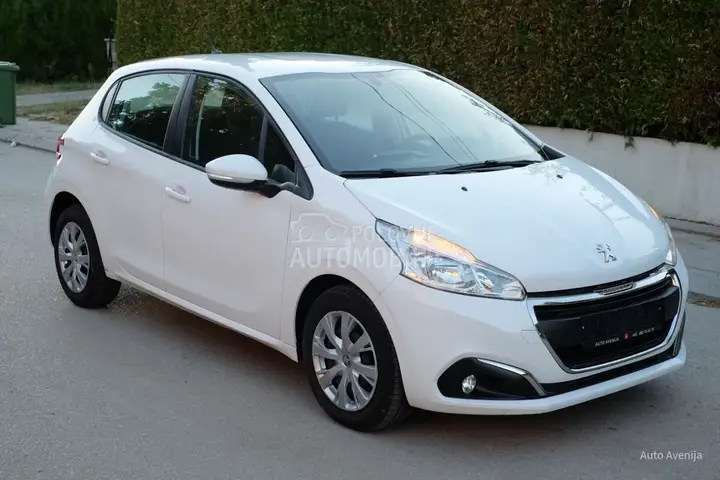 Peugeot 208 2020 photo 4