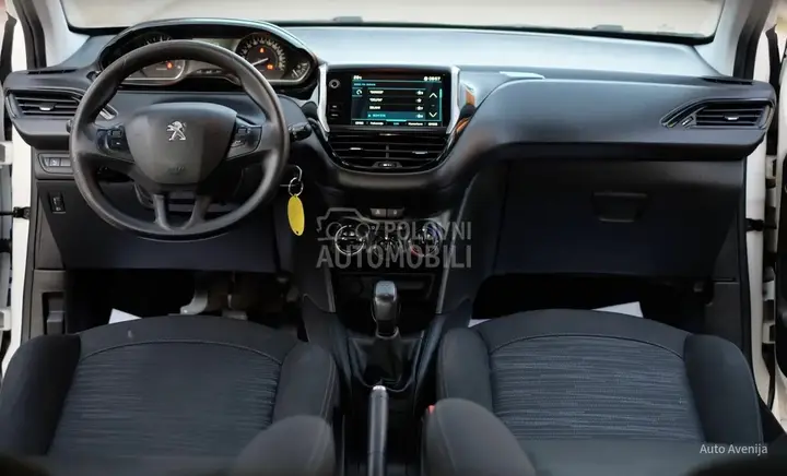 Peugeot 208 2020 photo 3