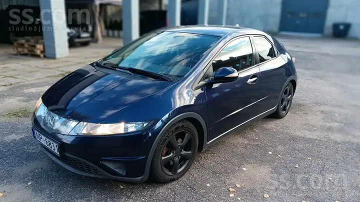 Honda Civic 2008 photo 2