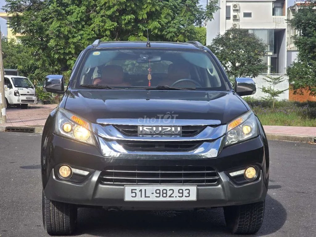 Isuzu Mu-X