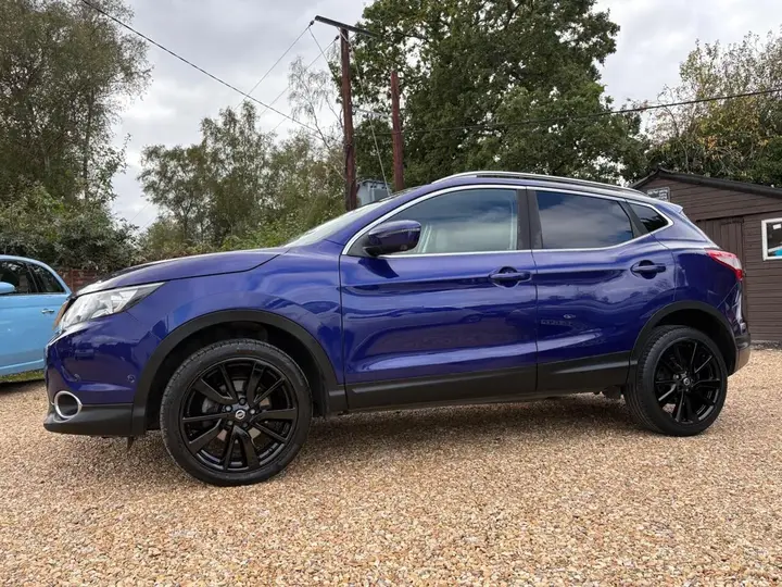 Nissan Qashqai 2015 photo 5