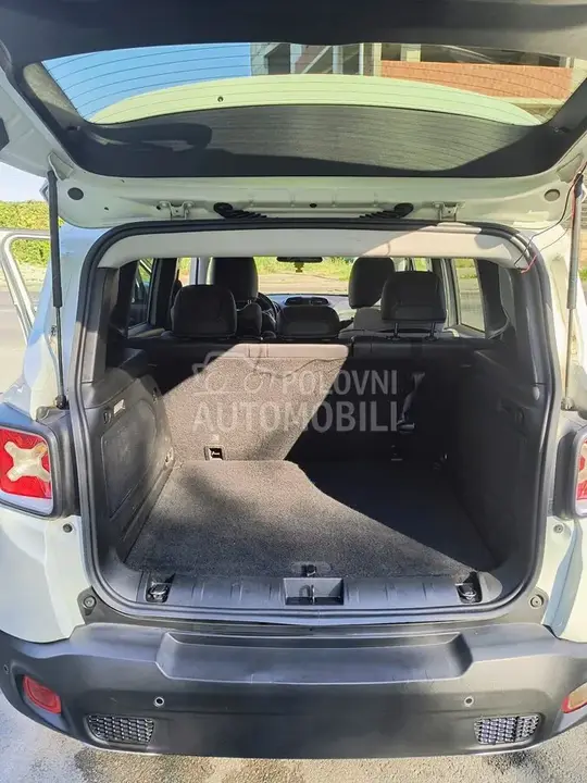 Jeep Renegade 2014 photo 5