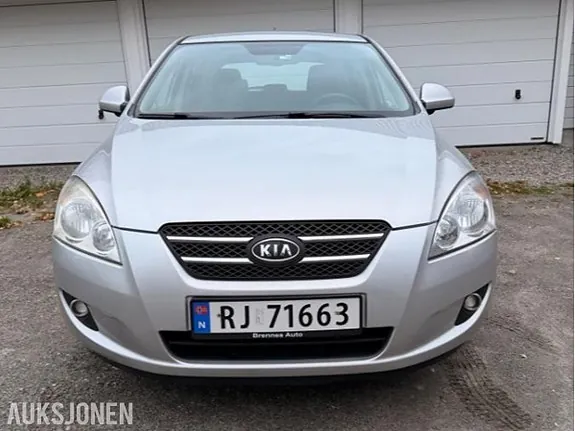 Kia Ceed 2007 photo 2