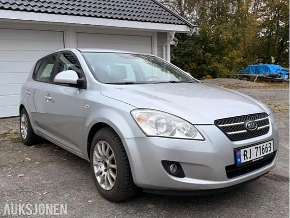 Kia Ceed 2007 photo 3